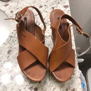 brown wedges